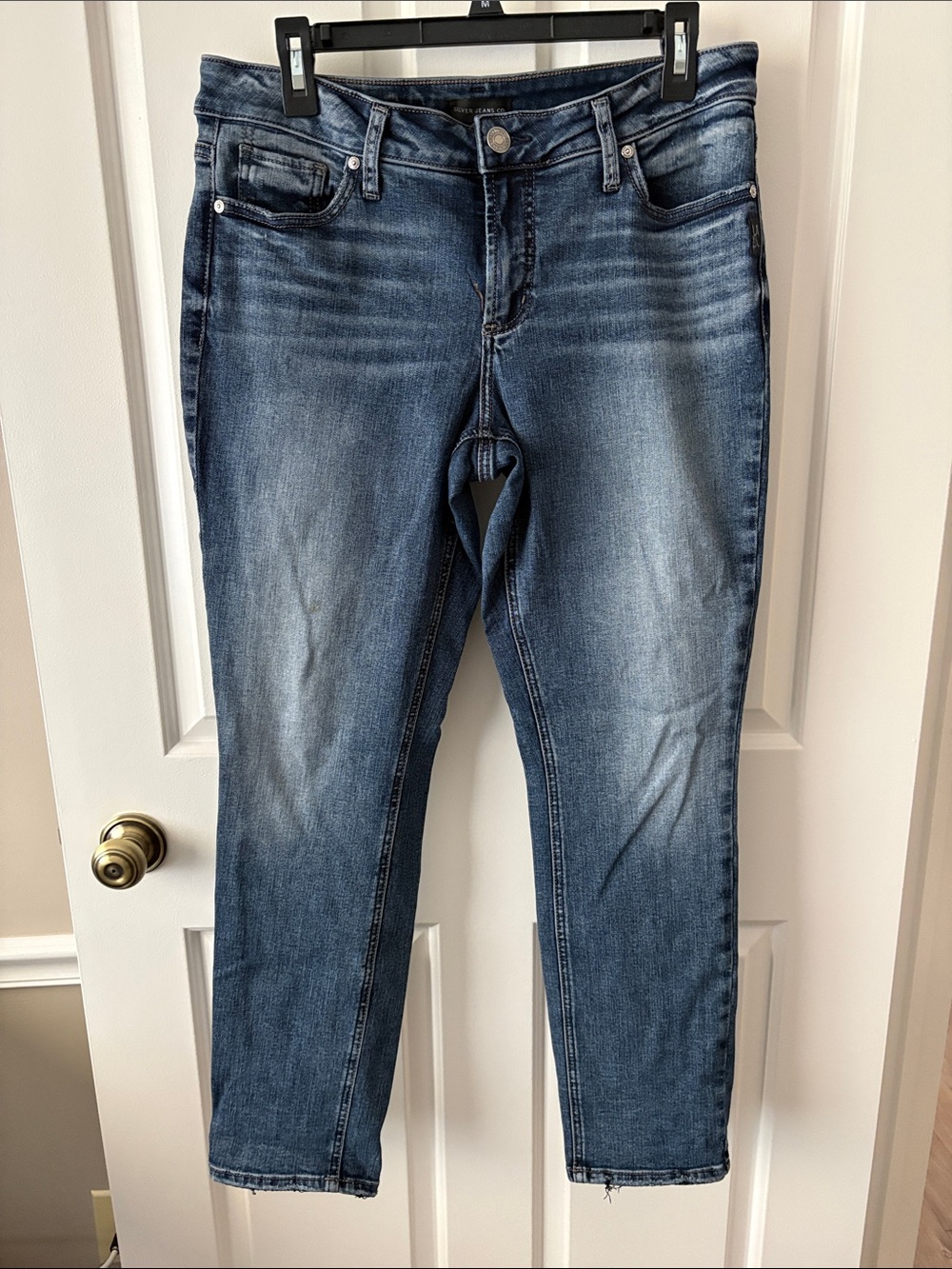 Silver Jeans Women’s Medium Wash Blue Skinny Jeans